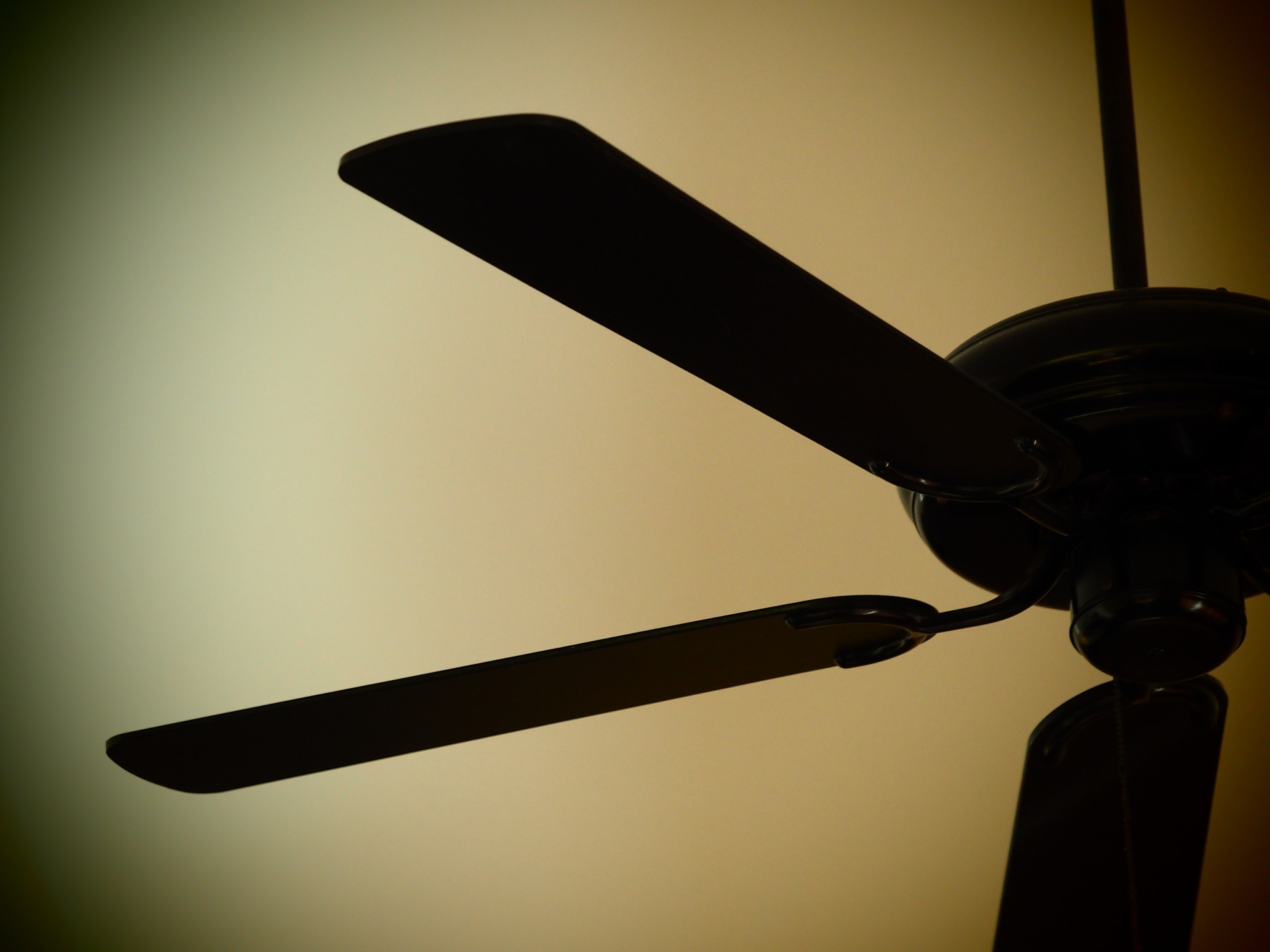 Ceiling Fans And Your Home S Ventilation Zehnder America